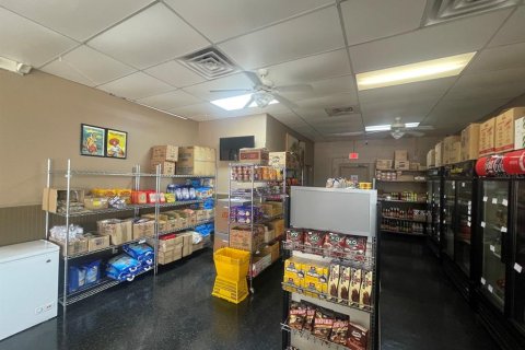 Commercial property in Orange Park, Florida № 1616711 - photo 7