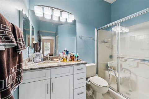 Condo in Sun City Center, Florida, 2 bedrooms № 2210205 - photo 11