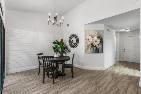 Touwnhouse à vendre à Longwood, Floride: 2 chambres, 107.58 m2 № 2372817 - photo 8