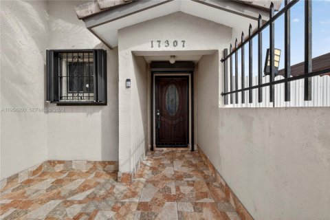 Villa ou maison à vendre à Miami, Floride: 3 chambres, 165.74 m2 № 2011638 - photo 6