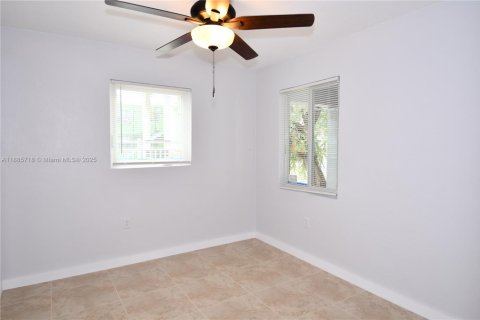 Appartement à louer à Miami, Floride: 2 chambres, 74.32 m2 № 1932497 - photo 8