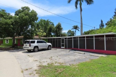 Commercial property in Punta Gorda, Florida 227.8 sq.m. № 1870816 - photo 2