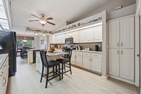 Villa ou maison à vendre à Leesburg, Floride: 3 chambres, 200.58 m2 № 2437136 - photo 10
