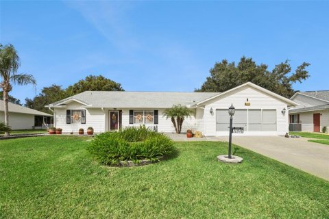 Villa ou maison à Leesburg, Floride 3 chambres, 200.58 m2 № 2437136