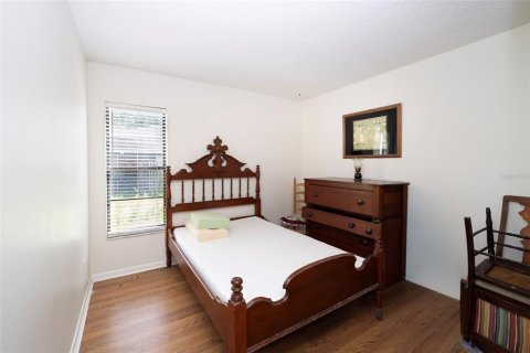 Villa ou maison à vendre à Lutz, Floride: 3 chambres, 136.01 m2 № 1909500 - photo 18