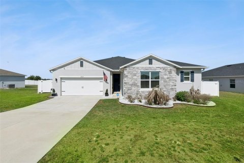 Casa en Mascotte, Florida 4 dormitorios, 216.83 m2 № 2150906