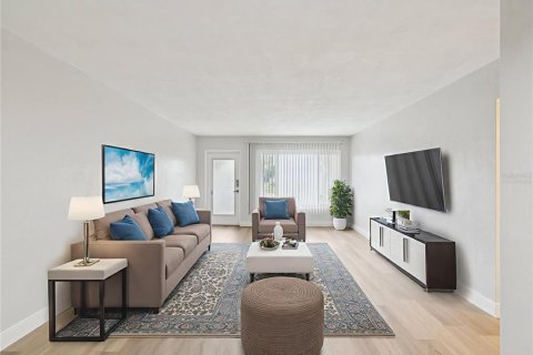 Condo in Clearwater, Florida, 2 bedrooms  № 1876335 - photo 7