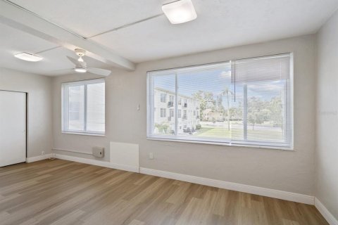 Condo in Clearwater, Florida, 2 bedrooms  № 1876335 - photo 19