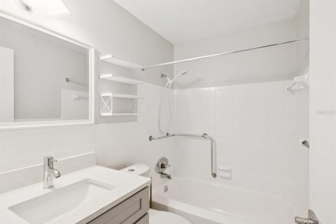 Condo in Clearwater, Florida, 2 bedrooms  № 1876335 - photo 23