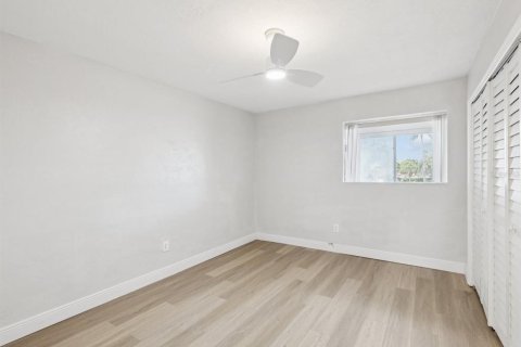 Condo in Clearwater, Florida, 2 bedrooms  № 1876335 - photo 22