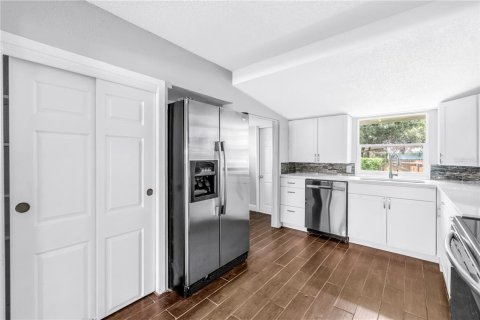 Villa ou maison à vendre à Saint Petersburg, Floride: 3 chambres, 89.56 m2 № 1880872 - photo 16