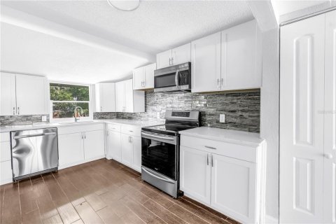 Villa ou maison à vendre à Saint Petersburg, Floride: 3 chambres, 89.56 m2 № 1880872 - photo 15