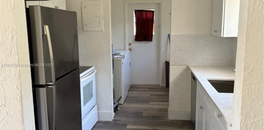 Villa ou maison à Lauderhill, Floride 3 chambres, 98.38 m2 № 1922899