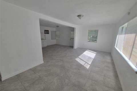 Casa en alquiler en Ocala, Florida, 2 dormitorios, 82.5 m2 № 2350299 - foto 3