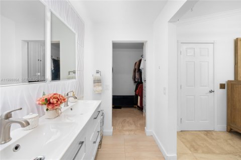 Casa en venta en Weston, Florida, 3 dormitorios, 143.26 m2 № 2064313 - foto 26