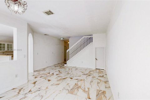 Touwnhouse à vendre à Homestead, Floride: 4 chambres, 170.66 m2 № 1946158 - photo 6