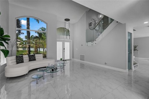 Casa en venta en Pembroke Pines, Florida, 3 dormitorios, 201.78 m2 № 2066632 - foto 29