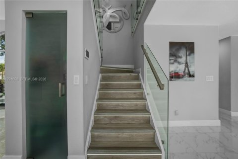 Casa en venta en Pembroke Pines, Florida, 3 dormitorios, 201.78 m2 № 2066632 - foto 30