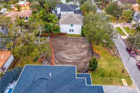 Casa en venta en Tampa, Florida, 5 dormitorios, 418.9 m2 № 1573141 - foto 21