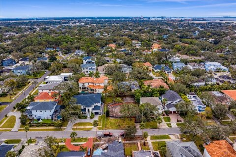 Casa en venta en Tampa, Florida, 5 dormitorios, 418.9 m2 № 1573141 - foto 29