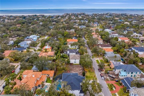 Casa en venta en Tampa, Florida, 5 dormitorios, 418.9 m2 № 1573141 - foto 28