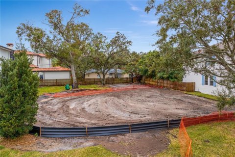 Casa en venta en Tampa, Florida, 5 dormitorios, 418.9 m2 № 1573141 - foto 16