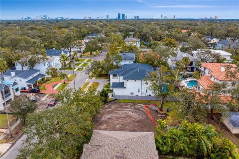 Casa en venta en Tampa, Florida, 5 dormitorios, 418.9 m2 № 1573141 - foto 25
