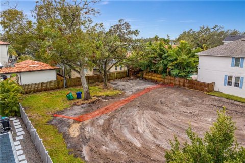 Casa en venta en Tampa, Florida, 5 dormitorios, 418.9 m2 № 1573141 - foto 19