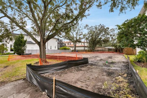 Casa en venta en Tampa, Florida, 5 dormitorios, 418.9 m2 № 1573141 - foto 6