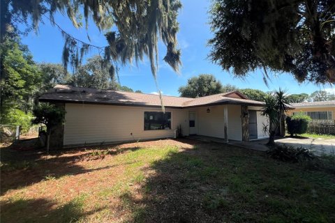 Villa ou maison à Eustis, Floride 3 chambres, 130.62 m2 № 2400493