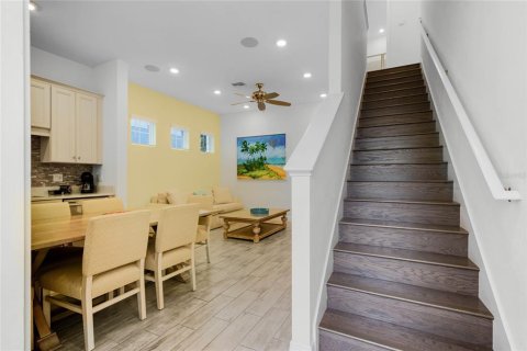 Casa en venta en Kissimmee, Florida, 4 dormitorios, 130.99 m2 № 1614619 - foto 14