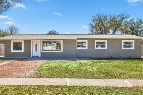 Casa en Tampa, Florida 4 dormitorios, 127.46 m2 № 2206821