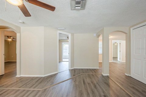 Casa en venta en Port Richey, Florida, 3 dormitorios, 145.39 m2 № 2150750 - foto 10
