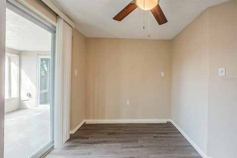 Casa en venta en Port Richey, Florida, 3 dormitorios, 145.39 m2 № 2150750 - foto 23