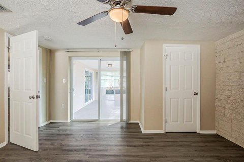 Casa en venta en Port Richey, Florida, 3 dormitorios, 145.39 m2 № 2150750 - foto 29