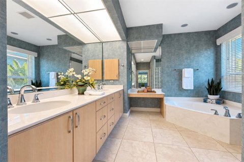 Villa ou maison à vendre à Punta Gorda, Floride: 3 chambres, 217.95 m2 № 2434557 - photo 22