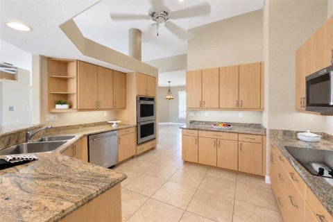 Villa ou maison à vendre à Punta Gorda, Floride: 3 chambres, 217.95 m2 № 2434557 - photo 15