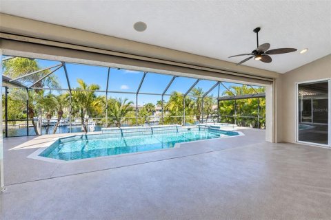 Villa ou maison à vendre à Punta Gorda, Floride: 3 chambres, 217.95 m2 № 2434557 - photo 26