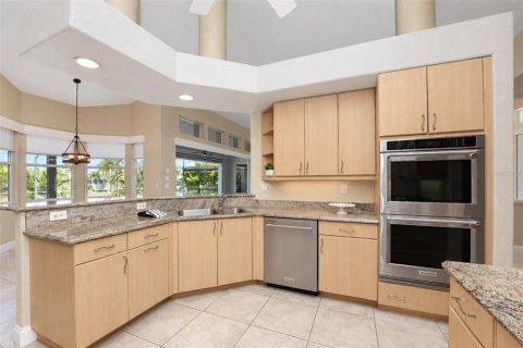Villa ou maison à vendre à Punta Gorda, Floride: 3 chambres, 217.95 m2 № 2434557 - photo 13
