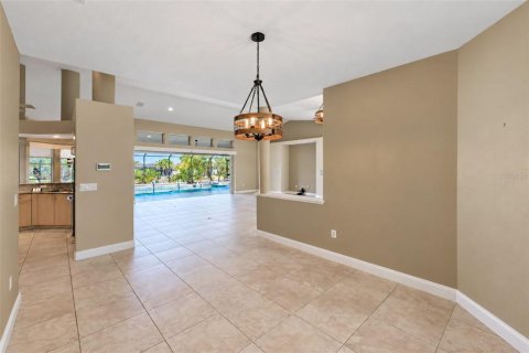Villa ou maison à vendre à Punta Gorda, Floride: 3 chambres, 217.95 m2 № 2434557 - photo 11