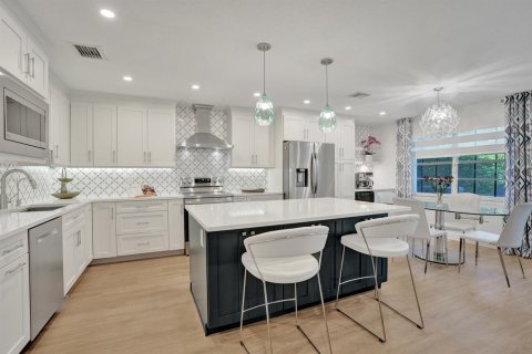 Touwnhouse à vendre à Coral Springs, Floride: 4 chambres, 167.22 m2 № 2240745 - photo 13