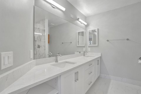 Touwnhouse à vendre à Coral Springs, Floride: 4 chambres, 167.22 m2 № 2240745 - photo 30