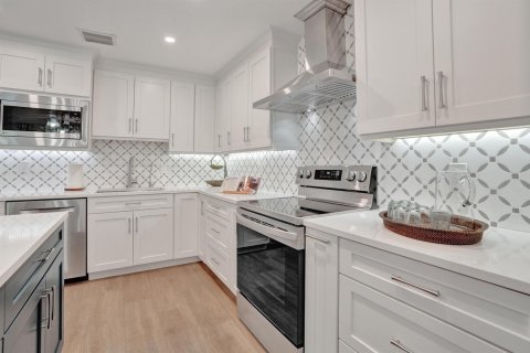 Touwnhouse à vendre à Coral Springs, Floride: 4 chambres, 167.22 m2 № 2240745 - photo 21