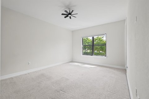 Touwnhouse à vendre à Oakland Park, Floride: 3 chambres, 162.95 m2 № 2376899 - photo 23