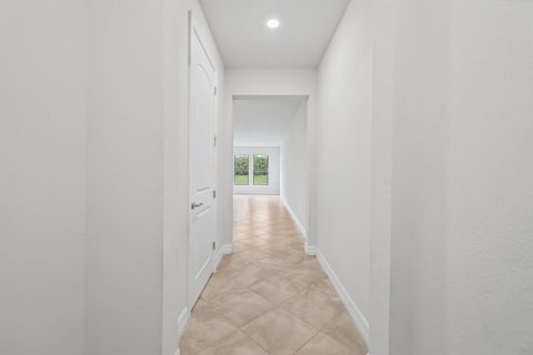 Touwnhouse à vendre à Oakland Park, Floride: 3 chambres, 162.95 m2 № 2376899 - photo 4