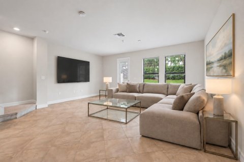 Touwnhouse à vendre à Oakland Park, Floride: 3 chambres, 162.95 m2 № 2376899 - photo 5