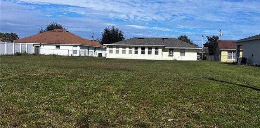 Terreno en Kissimmee, Florida № 2099556