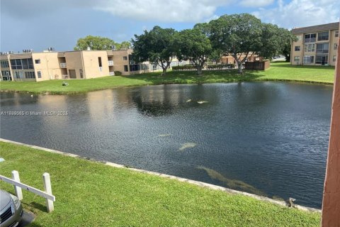 Copropriété à vendre à Sunrise, Floride: 1 chambre, 69.68 m2 № 1861499 - photo 4