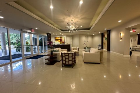Apartamento en alquiler en Hollywood, Florida, 2 dormitorios, 167.22 m2 № 2091319 - foto 7