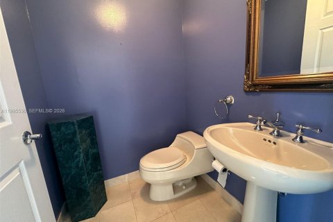Apartamento en alquiler en Hollywood, Florida, 2 dormitorios, 167.22 m2 № 2091319 - foto 17
